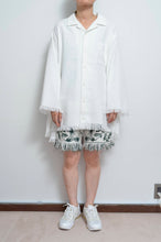 画像をギャラリービューアに読み込む, 002_WHT FRINGE RUG SHORTS_02size