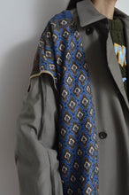 Load image into Gallery viewer, SCARF-LINED TRENCH COAT/KHAKI/02