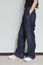 Load image into Gallery viewer, FLOWER LACE FLARE PT/NAV/01_A