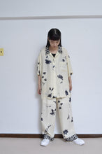 Load image into Gallery viewer, OPEN COLLAR SH_FLOWER/FLOWER