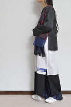 Load image into Gallery viewer, SCARF-LINED FRINGE JK/01