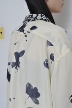 Load image into Gallery viewer, OPEN COLLAR SH_FLOWER/FLOWER
