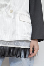 Load image into Gallery viewer, SCARF-LINED FRINGE JK/00