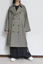Load image into Gallery viewer, SCARF-LINED TRENCH COAT/KHAKI/01