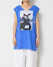 Load image into Gallery viewer, V NECK SLEEVELESS T / JOY_C