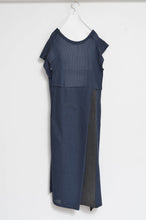 Load image into Gallery viewer, MESH ROBE OP / NAVY