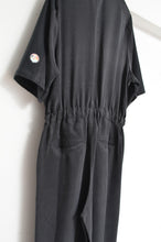 Load image into Gallery viewer, JUMPSUIT_T 01 / BLK_A