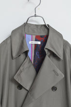 Load image into Gallery viewer, SCARF-LINED TRENCH COAT/KHAKI/01