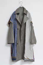 Load image into Gallery viewer, SCARF-LINED TRENCH COAT/KHAKI/01