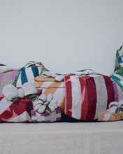 画像をギャラリービューアに読み込む, RUG CUSHION_ PRESENTS