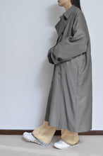 Load image into Gallery viewer, SCARF-LINED TRENCH COAT/KHAKI/02