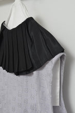 Load image into Gallery viewer, PLEATED COLLAR SH_B