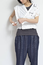 Load image into Gallery viewer, TABLE CLOTH CROSSOVER C/D OFF WHITE_A