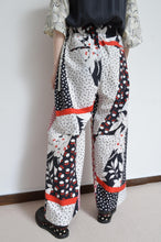Load image into Gallery viewer, JUMPSUIT_FLORAL 01 / ASS_A