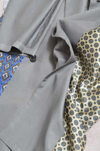 Load image into Gallery viewer, SCARF-LINED TRENCH COAT/KHAKI/02
