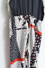 Load image into Gallery viewer, JUMPSUIT_FLORAL 01 / ASS_A