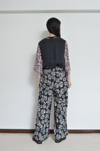画像をギャラリービューアに読み込む, JUMPSUIT_FLORAL 01 / ASS_B