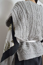 Load image into Gallery viewer, KNIT CROSSOVER C/D_B