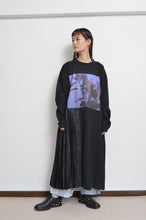 Load image into Gallery viewer, PLEATS OP_PRINT L/ST (02_BLK/YURI)