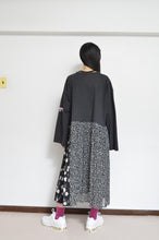 Load image into Gallery viewer, PLEATED T OP 00 / HOUSE