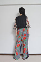 Load image into Gallery viewer, JUMPSUIT_FLORAL 01 / ASS_C