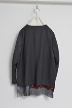 Load image into Gallery viewer, SCARF-LINED FRINGE JK/01
