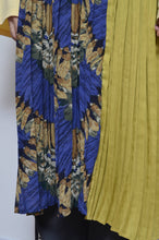 Load image into Gallery viewer, PLEATED T OP/HOUSE_B