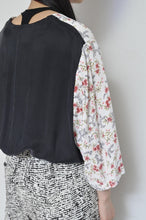 Load image into Gallery viewer, JUMPSUIT_FLORAL 02 / ASS_A