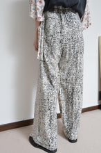 Load image into Gallery viewer, JUMPSUIT_FLORAL 02 / ASS_A