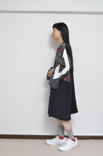 Load image into Gallery viewer, UNE UNE SHORT OP/DARK_B