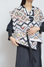 Load image into Gallery viewer, KNIT CROSSOVER C/D_A