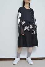 Load image into Gallery viewer, UNE UNE SHORT OP/DARK_C