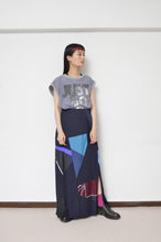 Load image into Gallery viewer, CUT AND CONNECTED TENCEL LONG SK / NAV01