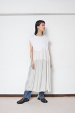 Load image into Gallery viewer, JAGGED OP / IVORY