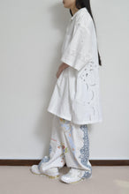 Load image into Gallery viewer, TABLE CLOTH OPEN COLLAR SH / OFF WHITE_02