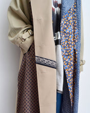 Load image into Gallery viewer, FLORAL TRENCH COAT/BEIGE/01 size B