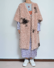 Load image into Gallery viewer, WAVY FUR COAT