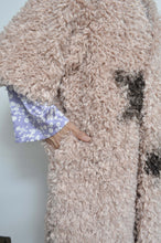 Load image into Gallery viewer, WAVY FUR COAT
