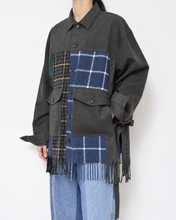 Load image into Gallery viewer, Muffler short blouson / Charcoal_A