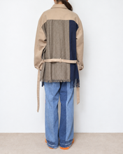 Load image into Gallery viewer, Muffler short blouson / Beige_B