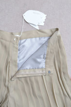 画像をギャラリービューアに読み込む, PLEATS SHORT PT 02/BEG