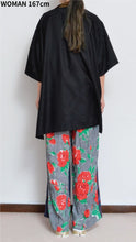 Load image into Gallery viewer, OPEN COLLAR SH_BLK PAISLEY
