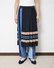 Load image into Gallery viewer, PLEATED WRAP SK_BLACK