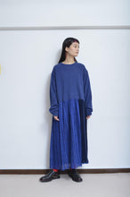 Load image into Gallery viewer, KNIT OP