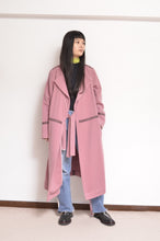 Load image into Gallery viewer, WOOL NO-COLLAR ROBE/PLUM