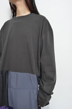 Load image into Gallery viewer, SQUARE SHAKA L/ST OP_01 / CHARCOAL