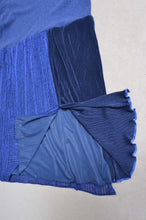 Load image into Gallery viewer, KNIT OP