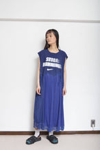 Load image into Gallery viewer, T-SLIP OP (NO SLEEVE) / C