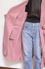 Load image into Gallery viewer, WOOL NO-COLLAR ROBE/PLUM