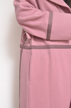 Load image into Gallery viewer, WOOL NO-COLLAR ROBE/PLUM